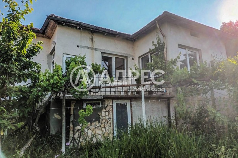 Продава КЪЩА, гр. София, гр. Нови Искър, снимка 2 - Къщи - 53234011