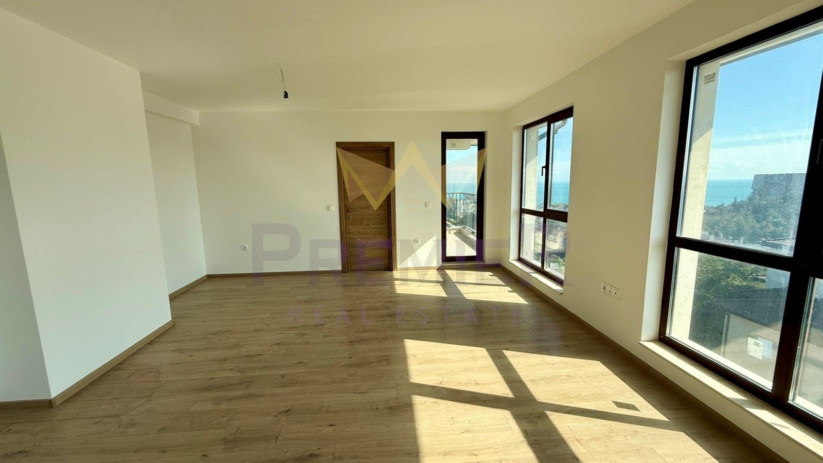 Продава 3-СТАЕН, гр. Варна, Бриз, снимка 4 - Апартаменти - 56413018