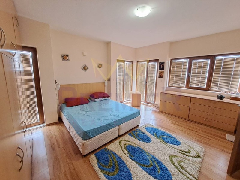 In vendita  Casa Varna , m-t Alen mak , 400 mq | 50732332 - Immagine [13]