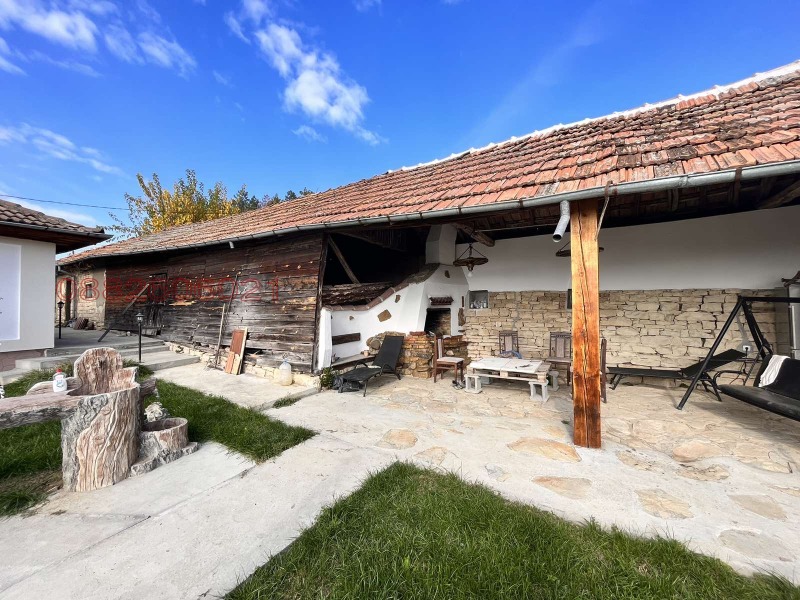 Продава КЪЩА, с. Стрелец, област Велико Търново, снимка 5 - Къщи - 52780292