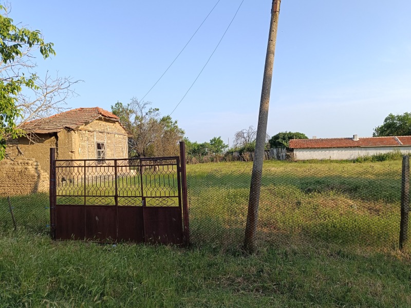 Продава  Парцел област Стара Загора , с. Подслон , 815 кв.м | 13881201