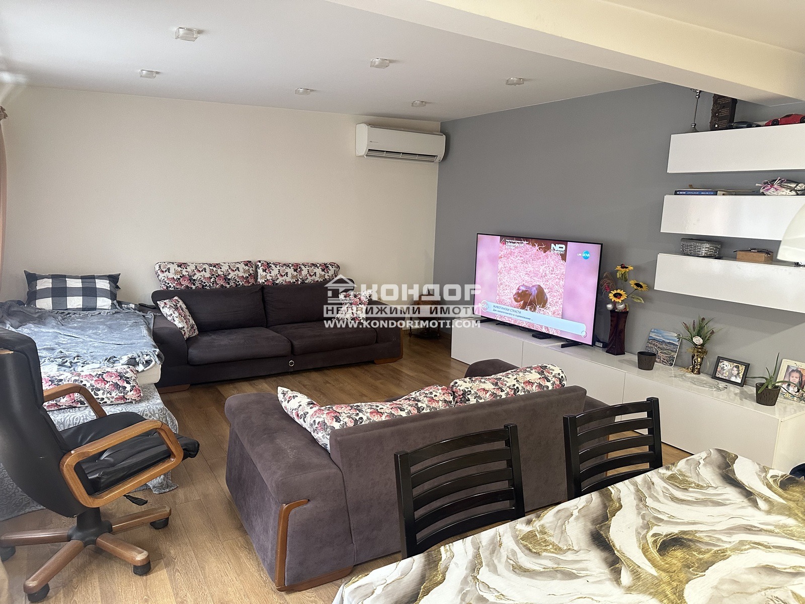 Продава 2-СТАЕН, гр. Пловдив, Кършияка, снимка 2 - Апартаменти - 47965180