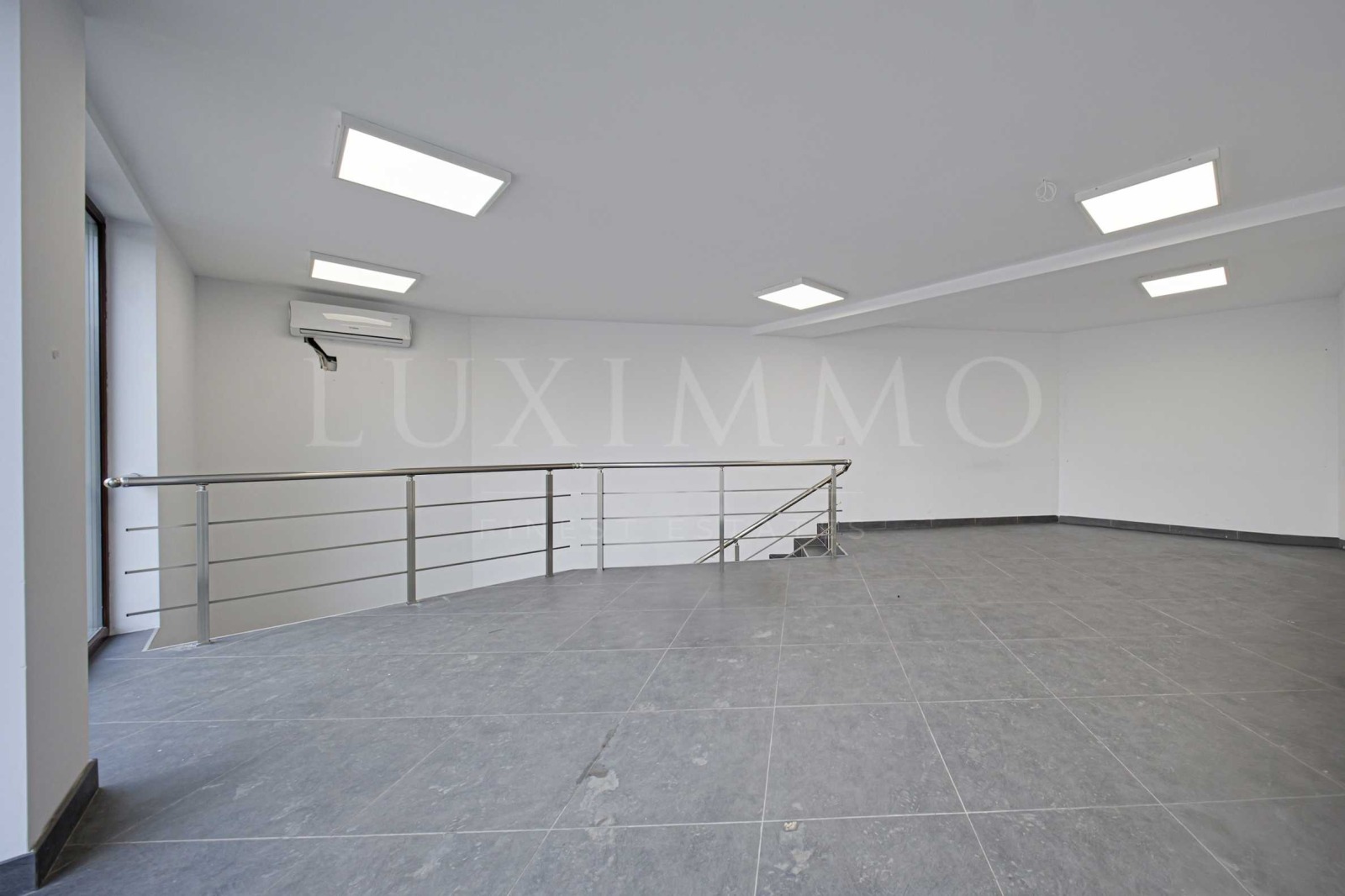 Продава МАГАЗИН, гр. София, Бояна, снимка 2 - Магазини - 49183149