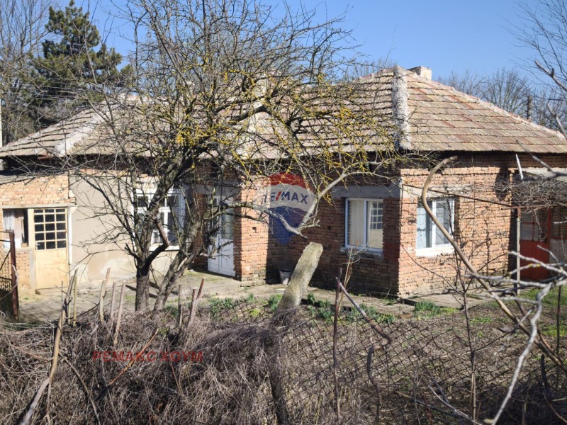 Продава КЪЩА в област Добрич, с. Спасово - 94 кв.м / 29 500 € » 57 696.99 лв., РЕМАКС ХОУМ