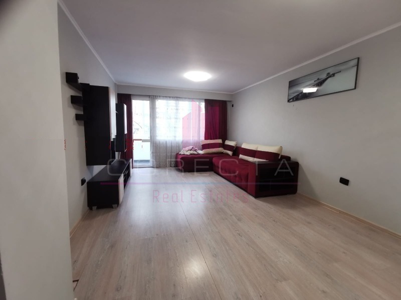 Продава 3-СТАЕН, гр. Русе, Родина 1, снимка 2 - Апартаменти - 53439106