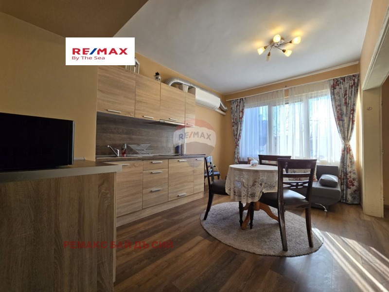 Продава МНОГОСТАЕН, гр. Варна, Гръцка махала, снимка 2 - Aпартаменти - 48893204