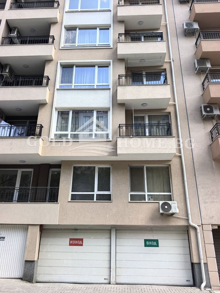 Продава ГАРАЖ, ПАРКОМЯСТО, гр. Пловдив, Кючук Париж