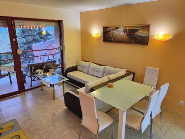 Продава 2-СТАЕН, гр. Несебър, област Бургас, снимка 2 - Апартаменти - 52722298