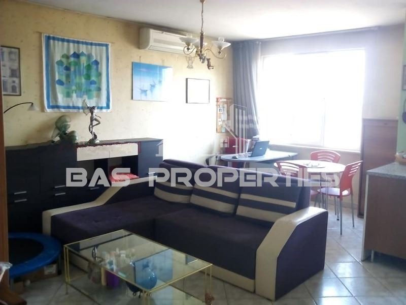 Продава 2-СТАЕН, гр. София, Оборище