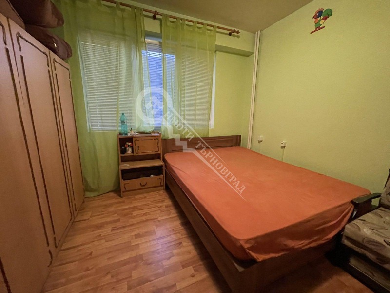 Продава 3-СТАЕН, гр. Велико Търново, Бузлуджа, снимка 3 - Aпартаменти - 48150852