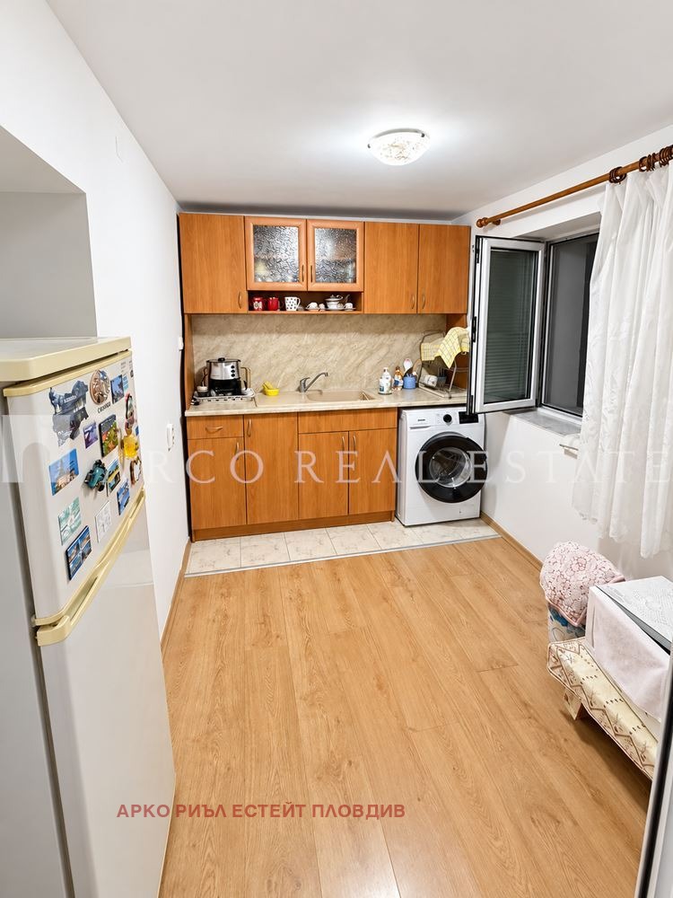 Продава КЪЩА, гр. Пловдив, Коматево, снимка 9 - Къщи - 56655363