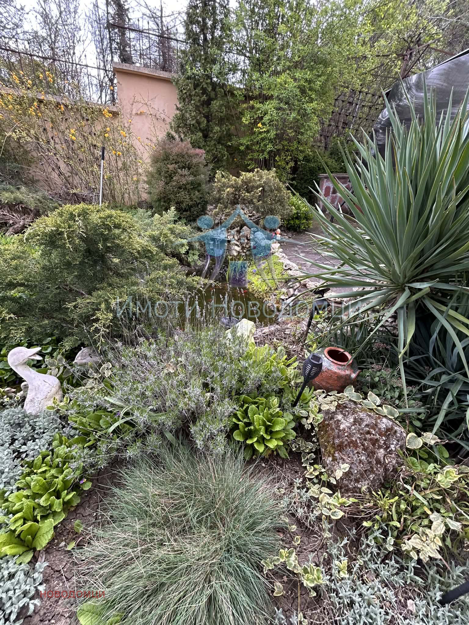 Продава КЪЩА, гр. Шумен, Пожарната, снимка 2 - Къщи - 54267110