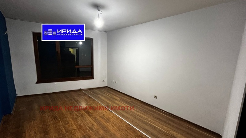 Продава  2-стаен град София , Център , 63 кв.м | 16675336