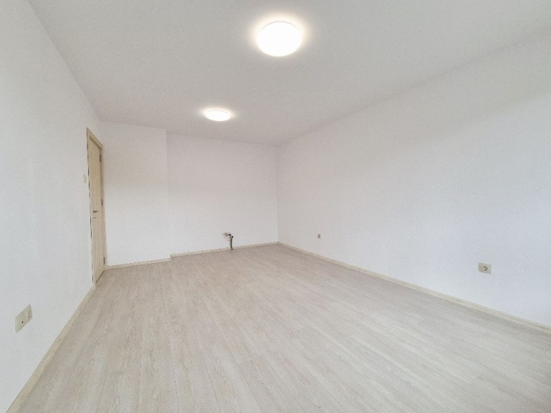 Na prodej  1 ložnice Varna , Asparuchovo , 41 m2 | 72120911 - obraz [2]