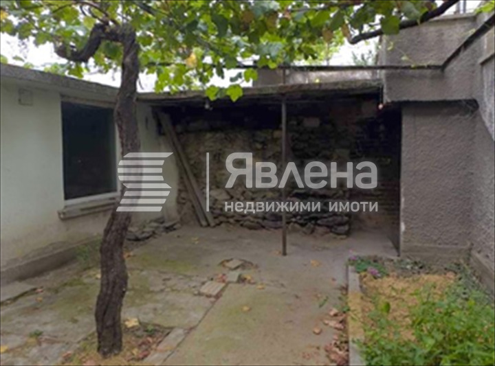Продава ЕТАЖ ОТ КЪЩА, гр. Карлово, област Пловдив, снимка 7 - Етаж от къща - 54796842