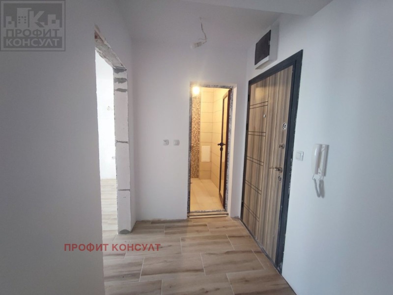 Продава 2-СТАЕН, гр. Велико Търново, Бузлуджа, снимка 6 - Апартаменти - 52525942