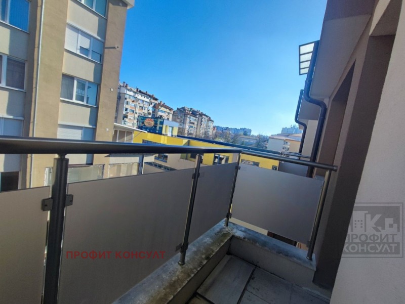 Продава 2-СТАЕН, гр. Велико Търново, Бузлуджа, снимка 8 - Апартаменти - 52525942