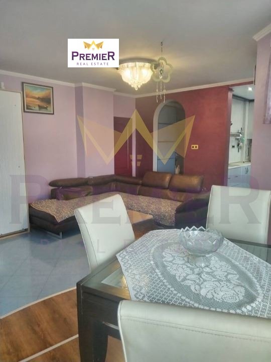 Продава 2-СТАЕН, гр. Бургас, Изгрев, снимка 2 - Апартаменти - 53147912