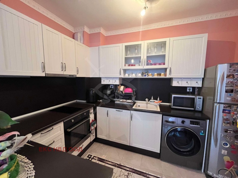 De vânzare  2 dormitoare Plovdiv , Ostromila , 120 mp | 70096761 - imagine [10]