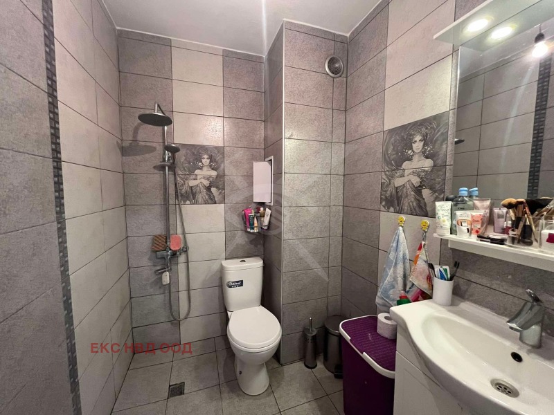 De vânzare  2 dormitoare Plovdiv , Ostromila , 120 mp | 70096761 - imagine [11]