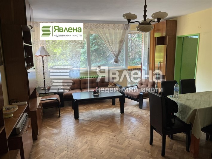 In vendita  2 camere da letto Sofia , Izgrev , 74 mq | 70113750