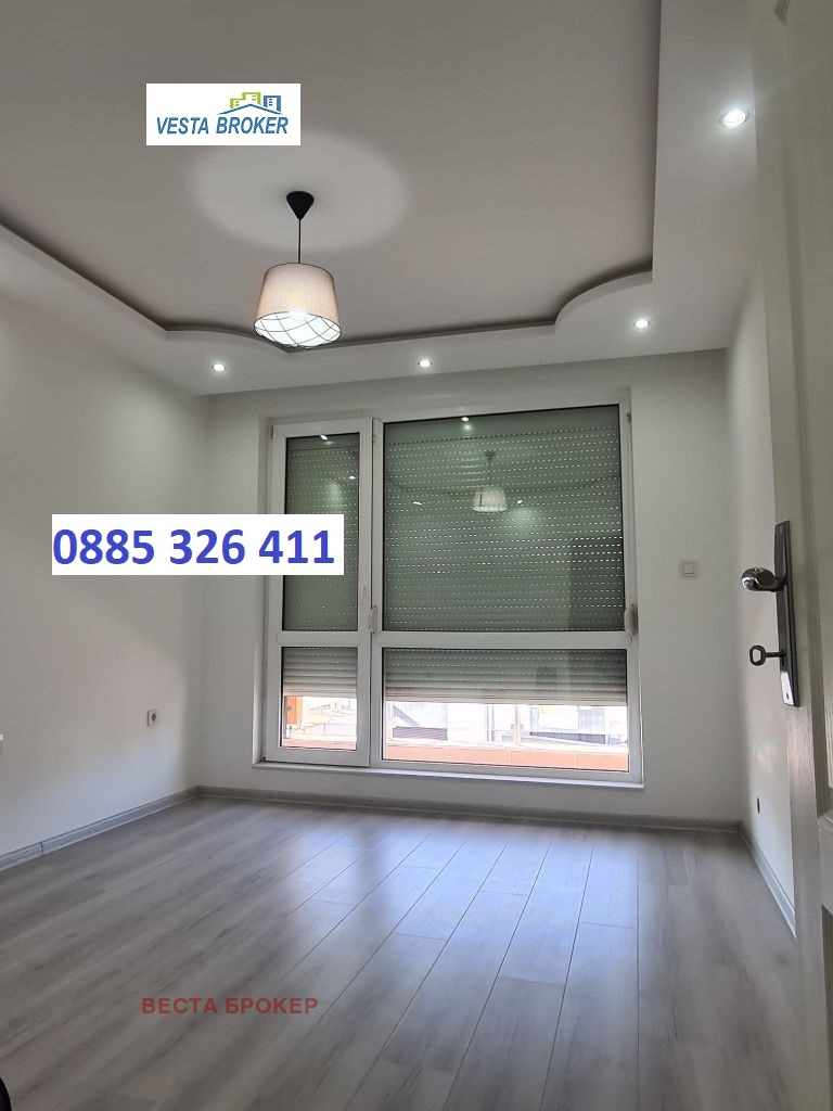 Продава 3-СТАЕН, гр. Кърджали, Възрожденци, снимка 11 - Апартаменти - 52801607