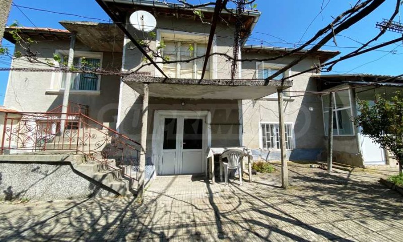 Продава КЪЩА, гр. Брезово, област Пловдив