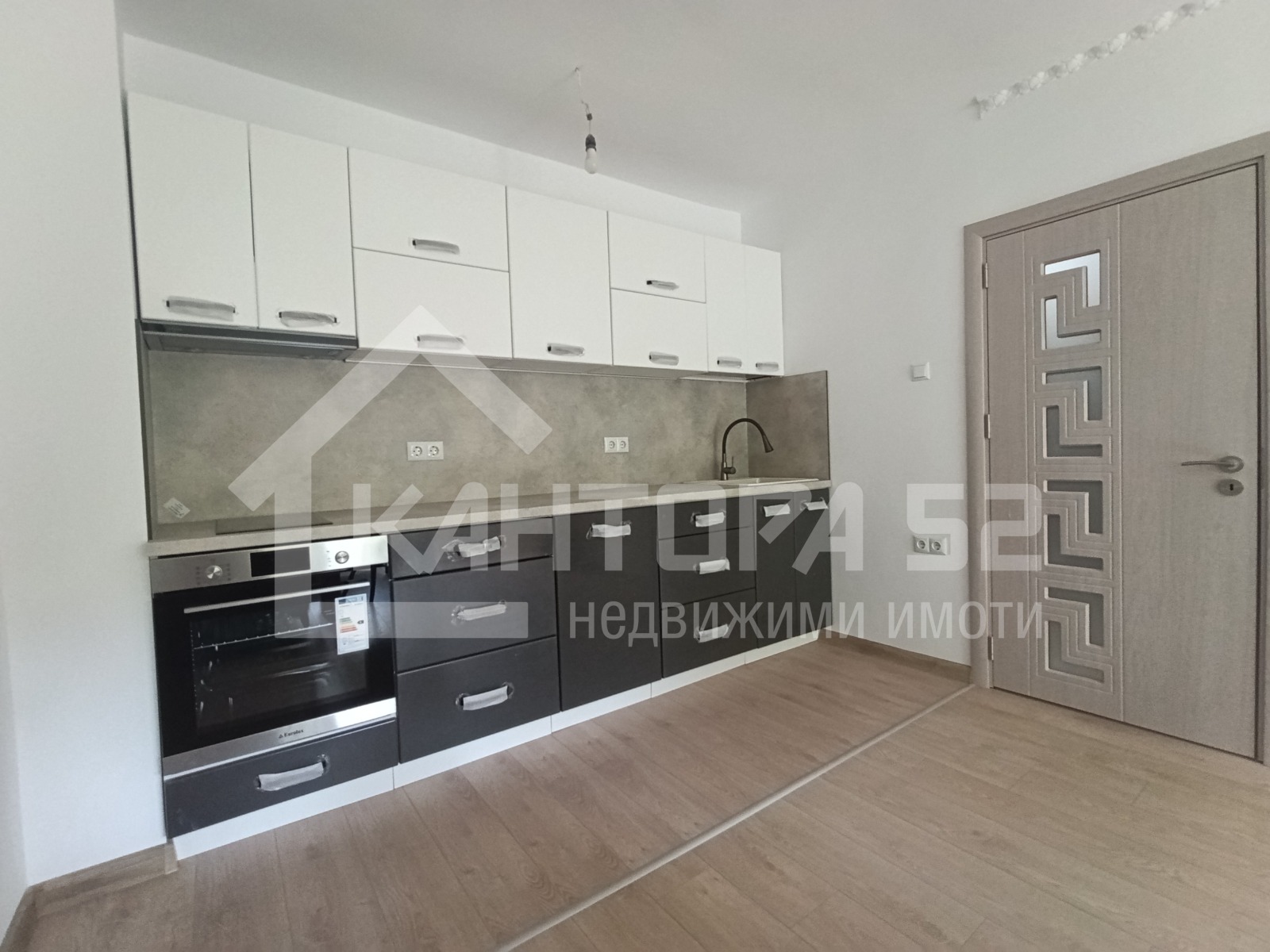 Продава 3-СТАЕН, гр. Варна, Център, снимка 3 - Апартаменти - 55587126