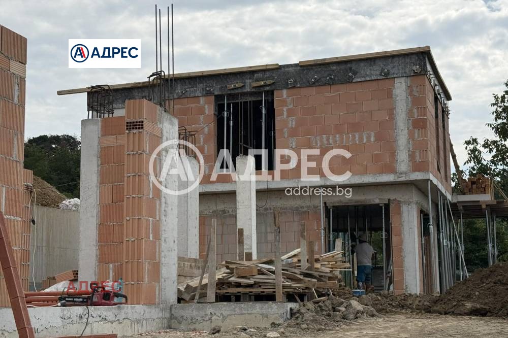 Продава КЪЩА, гр. Варна, м-т Сълзица, снимка 3 - Къщи - 56313088
