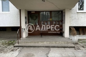 Продава 2-стаен град София Свобода - [1] 