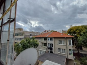 2 sovrum Centralna postja, Varna