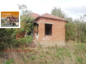 Продажба на имоти в с. Орлинци, област Бургас - изображение 1 