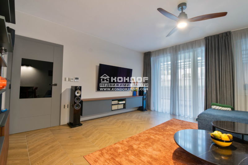 Продава 3-СТАЕН, гр. Пловдив, Център, снимка 3 - Апартаменти - 52359617