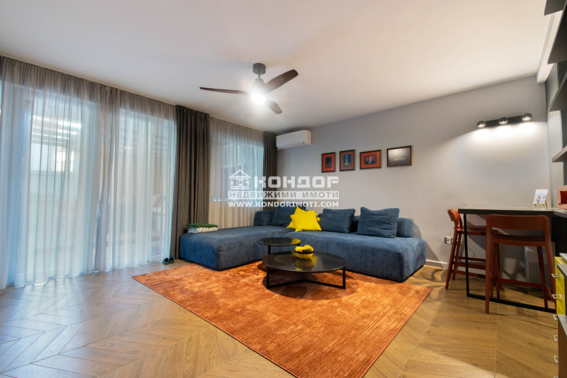 Продава 3-СТАЕН, гр. Пловдив, Център, снимка 2 - Апартаменти - 52359617