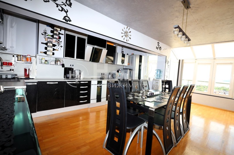 Продаја  3 спаваће собе Варна , Бриз , 210 м2 | 79968861 - слика [13]