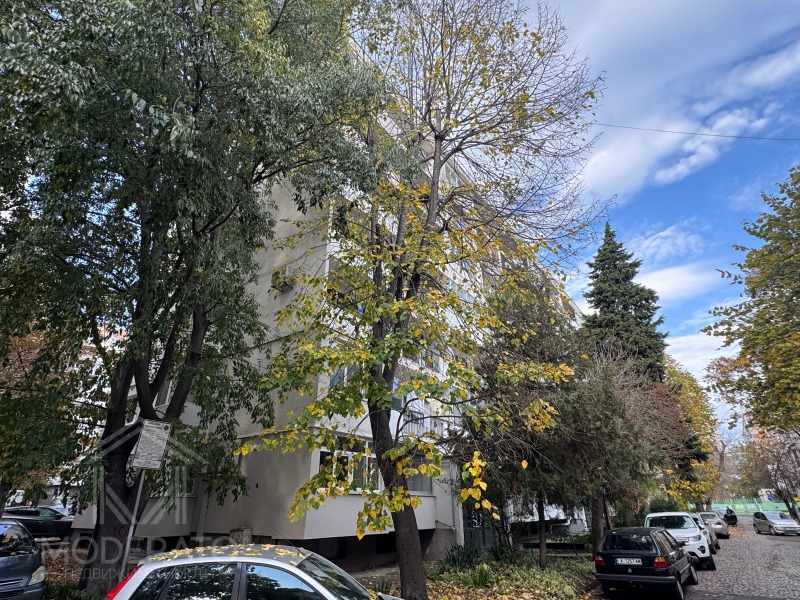 Продава МНОГОСТАЕН, гр. Бургас, Център, снимка 2 - Апартаменти - 52486905