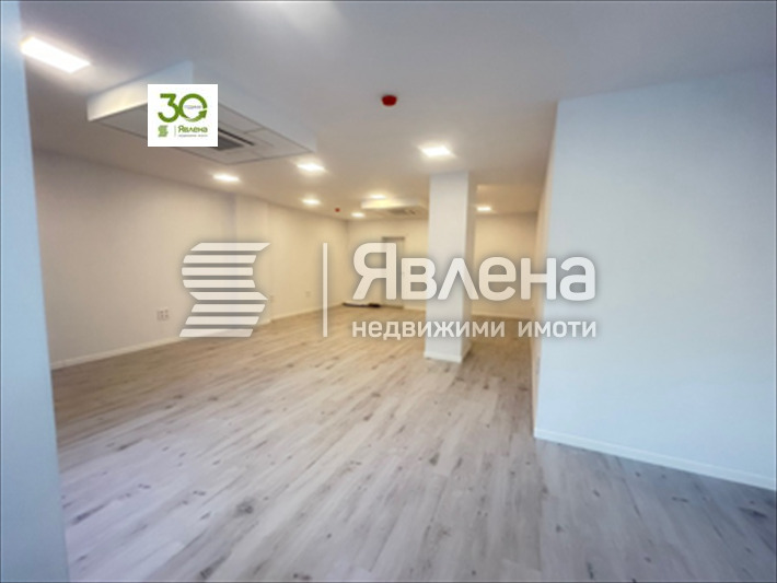 Продава ОФИС, гр. Варна, Център, снимка 3 - Офиси - 55438180