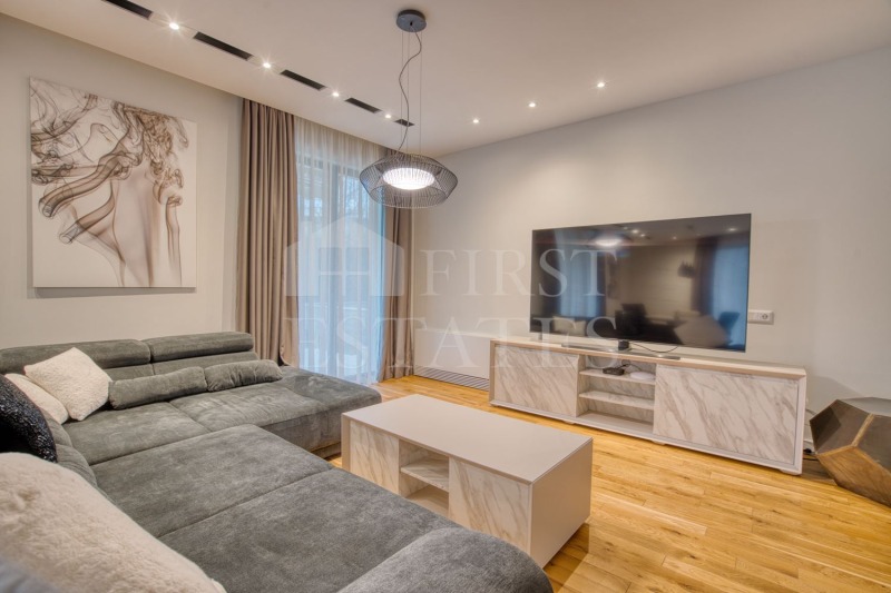 Продава КЪЩА, гр. София, с. Панчарево