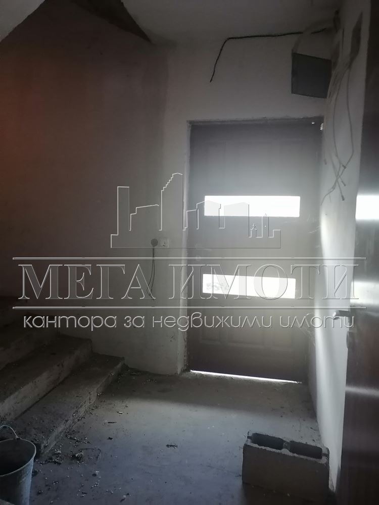 Продава ВИЛА, гр. Сливен, в.з. Сливен, снимка 14 - Вили - 52999436