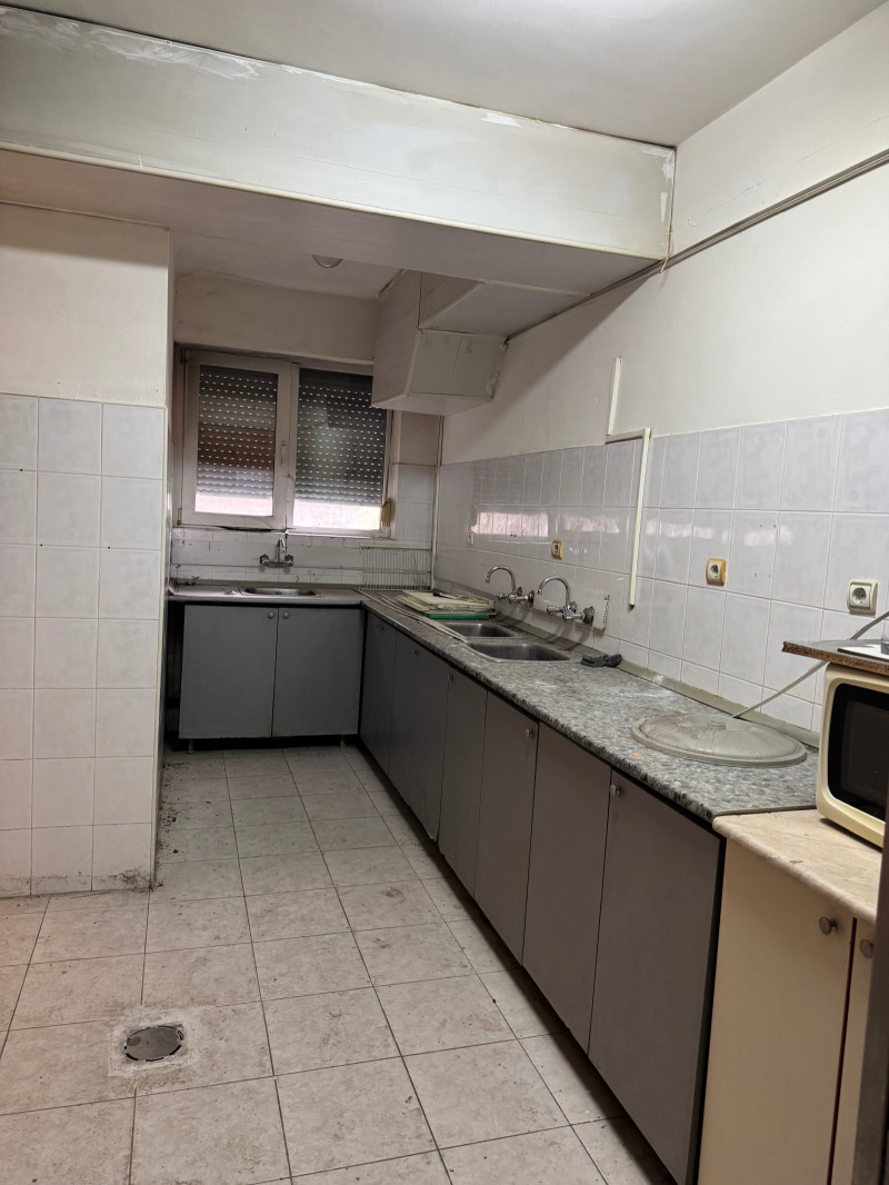 Продава ЗАВЕДЕНИЕ, гр. Стара Загора, Център, снимка 5 - Заведения - 48972119