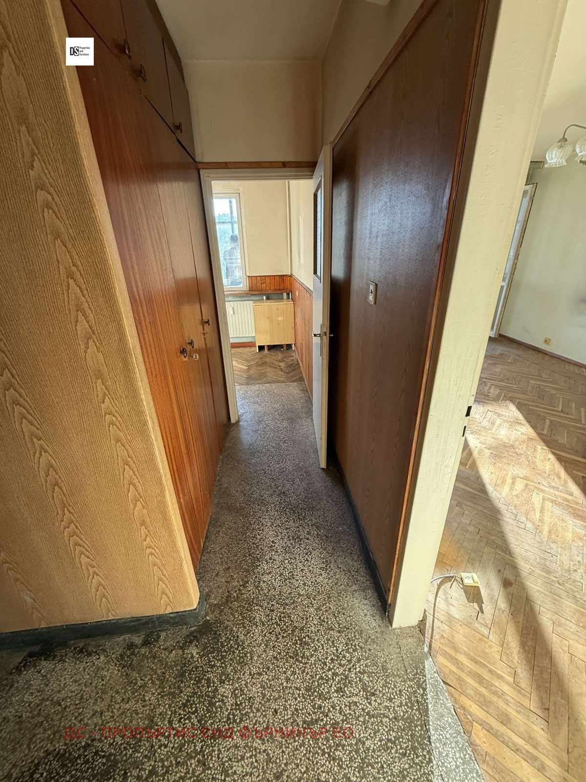 Продава 1-СТАЕН, гр. София, Люлин 5, снимка 6 - Апартаменти - 55031392