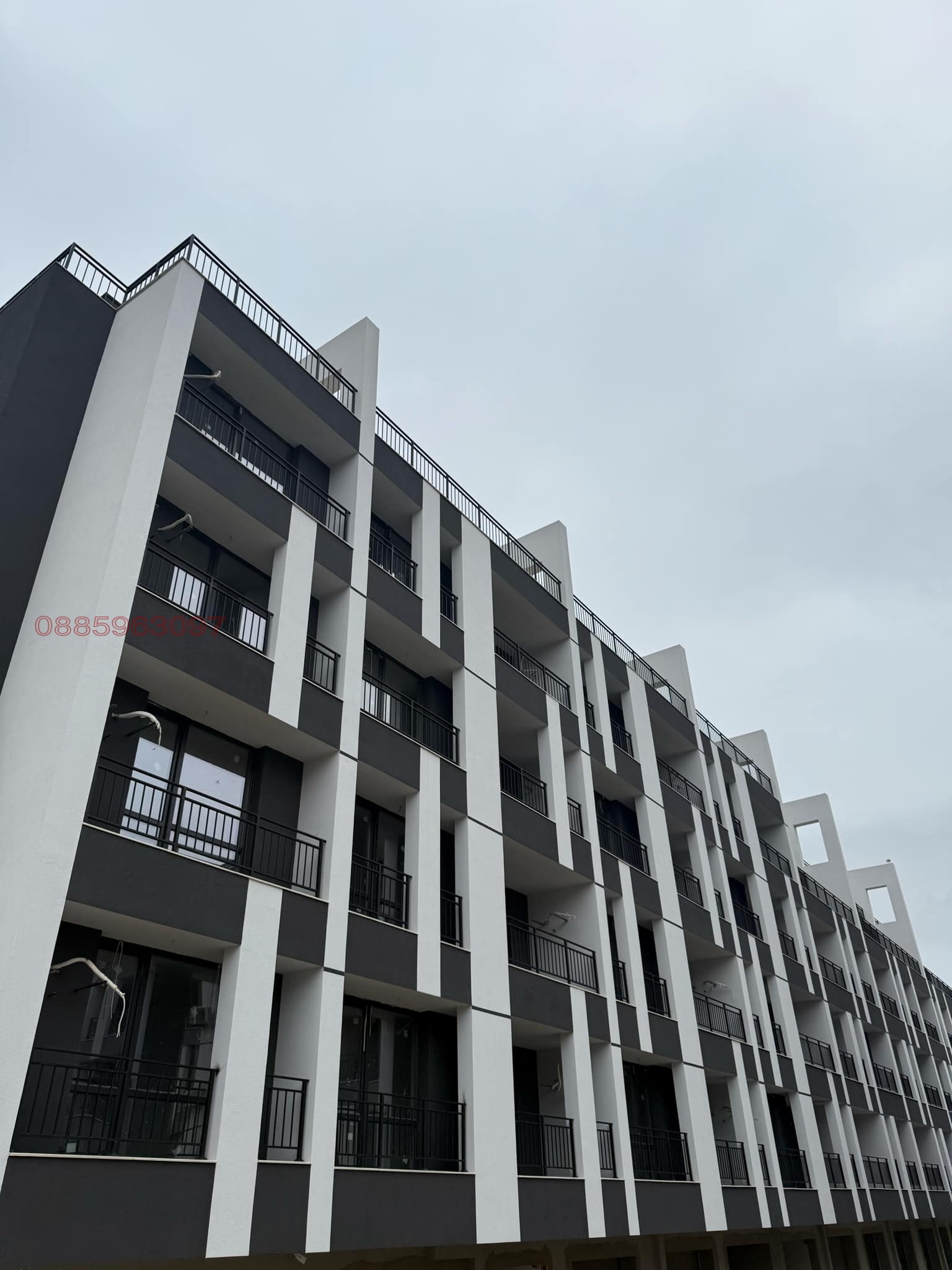 Продава ГАРАЖ, ПАРКОМЯСТО, гр. Бургас, област Бургас