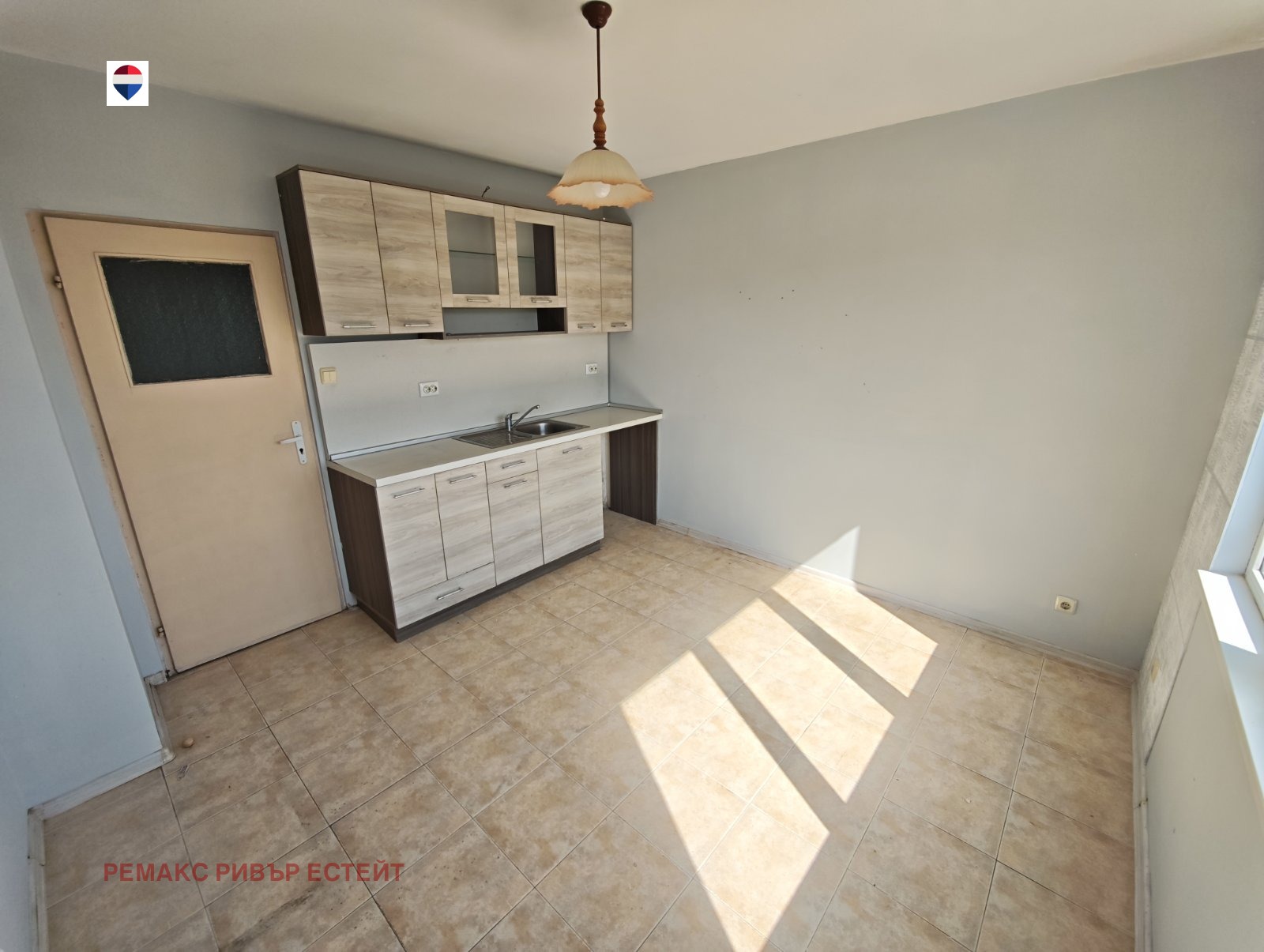 Продава 2-СТАЕН, гр. Русе, Централен южен район, снимка 7 - Апартаменти - 54461364