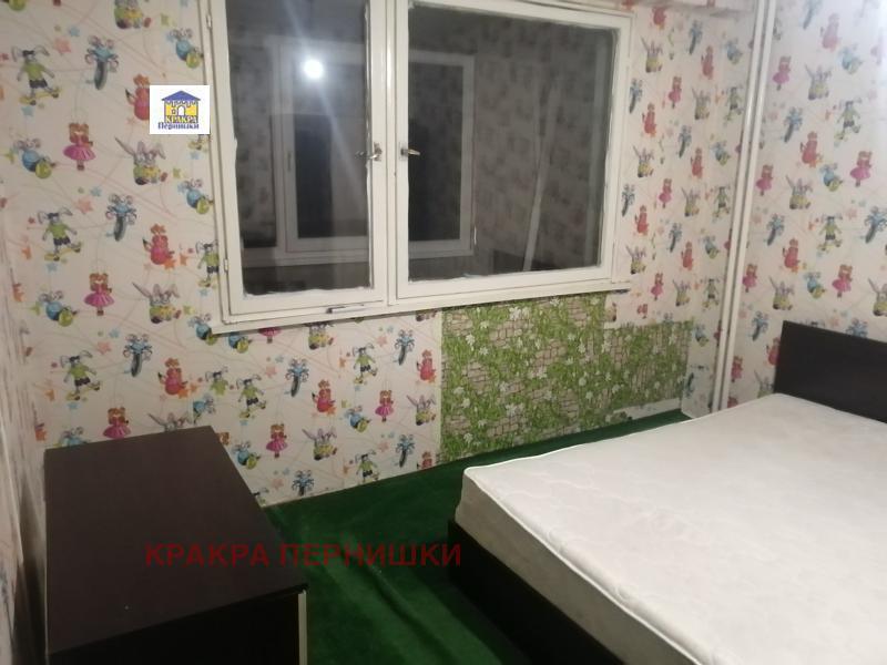 Продава 2-СТАЕН, гр. Перник, Могиличе, снимка 2 - Апартаменти - 53715859