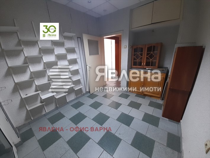 Продава 3-СТАЕН, гр. Варна, Колхозен пазар, снимка 3 - Aпартаменти - 48135286