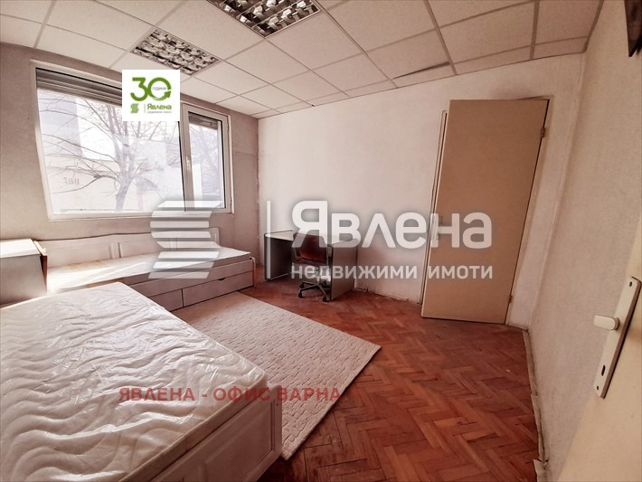 Продава 3-СТАЕН, гр. Варна, Колхозен пазар, снимка 2 - Aпартаменти - 48135286