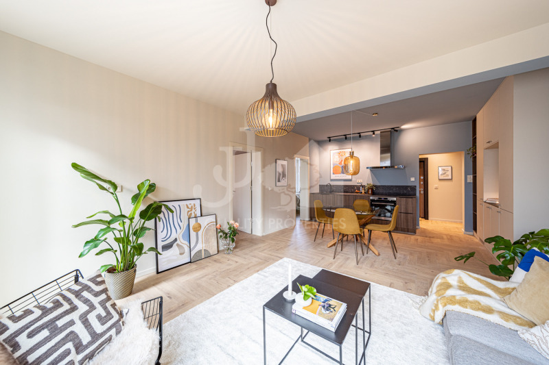Продава  3-стаен град София , Център , 106 кв.м | 57320484 - изображение [2]