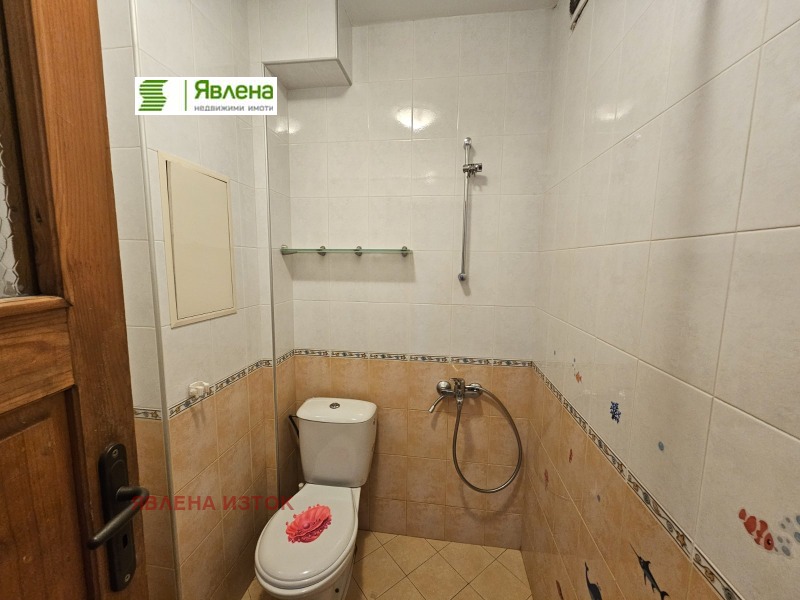 Продава 3-СТАЕН, гр. София, Иван Вазов, снимка 2 - Апартаменти - 52635614