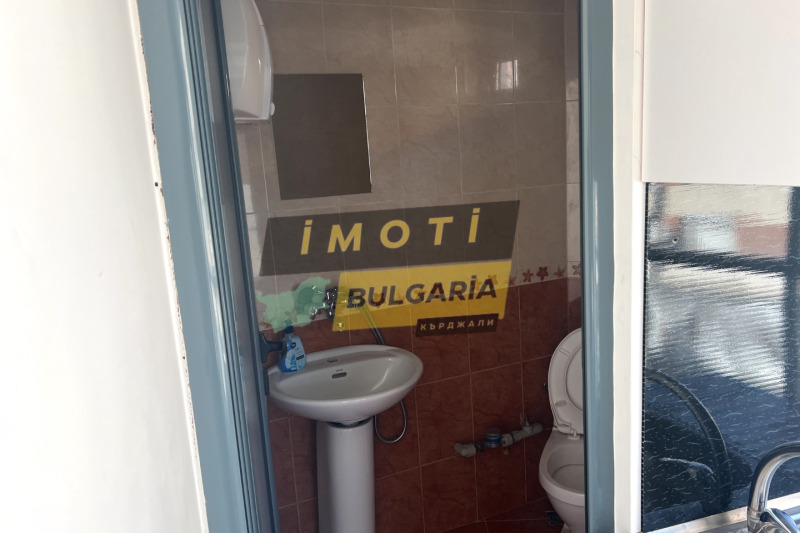 Продава ОФИС, гр. Кърджали, Център, снимка 4 - Офиси - 53140309