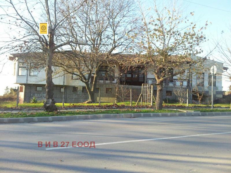 Продава  Къща област Варна , с. Аврен , център главна улица, 660 кв.м | 20496562 - изображение [3]